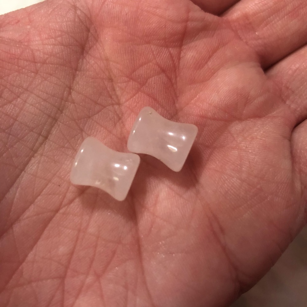 Size 0(8mm) Plugs - Picture 2 of 2
